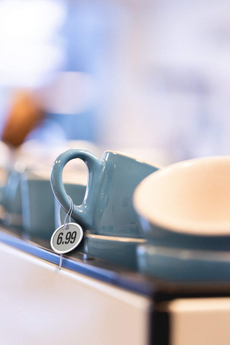 Lucky Line Paper Tag 1-1/4" with String, 25 per Pack, White (27229) - Image 3